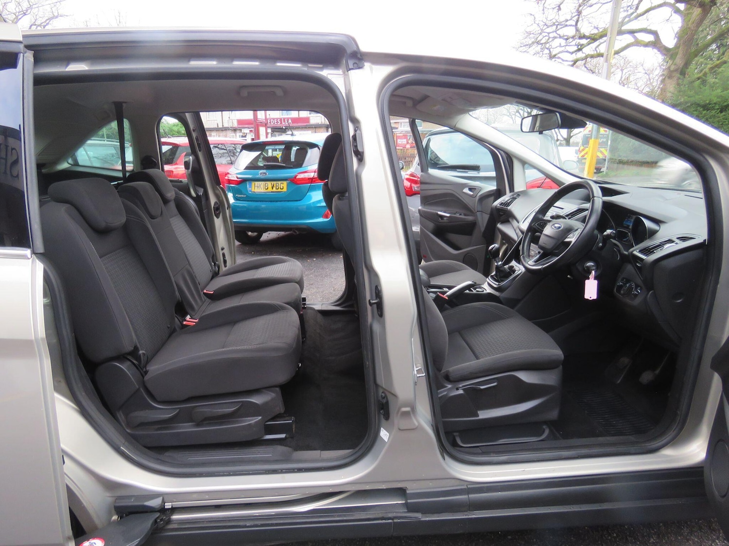 Used Ford Grand C-Max 2015 for sale - 77496880: Photo 41