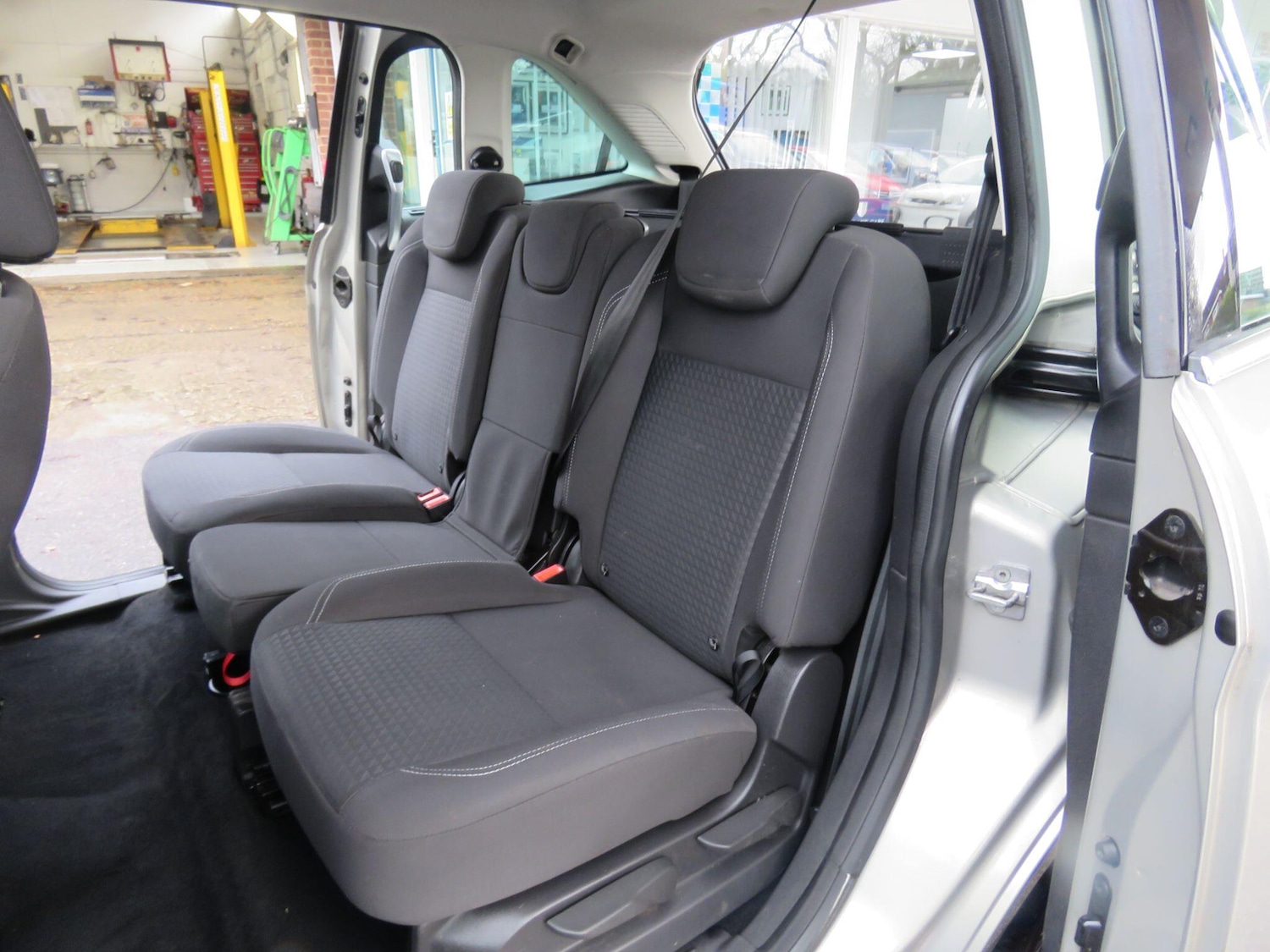 Used Ford Grand C-Max 2015 for sale - 77496880: Photo 57