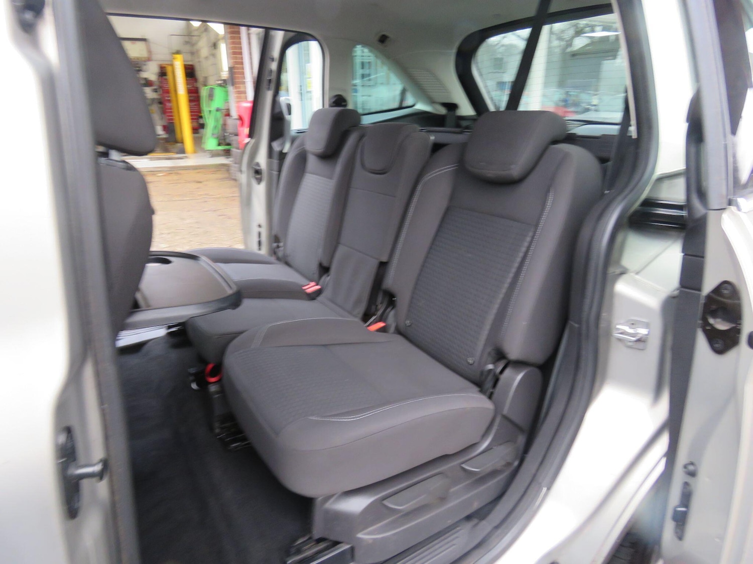 Used Ford Grand C-Max 2015 for sale - 77496880: Photo 7