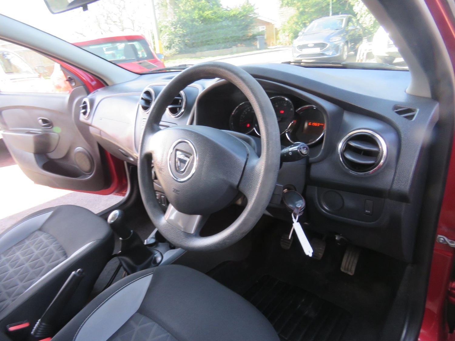 Used Dacia Sandero Stepway 2013 for sale - 77957370: Photo 49