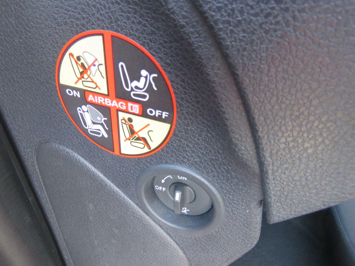 Used Dacia Sandero Stepway 2013 for sale - 77957370: Photo 65