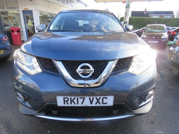 Used Nissan X-Trail 2017 for sale - 77550289: Photo