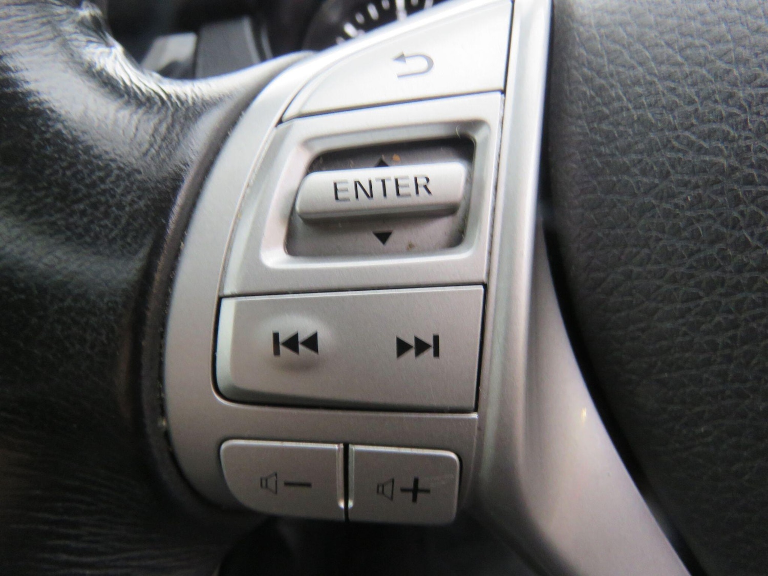 Used Nissan X-Trail 2017 for sale - 77550289: Photo 74