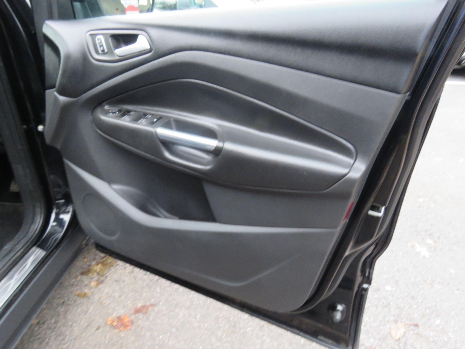 Used Ford Kuga 2015 for sale - 76772132: Photo 21