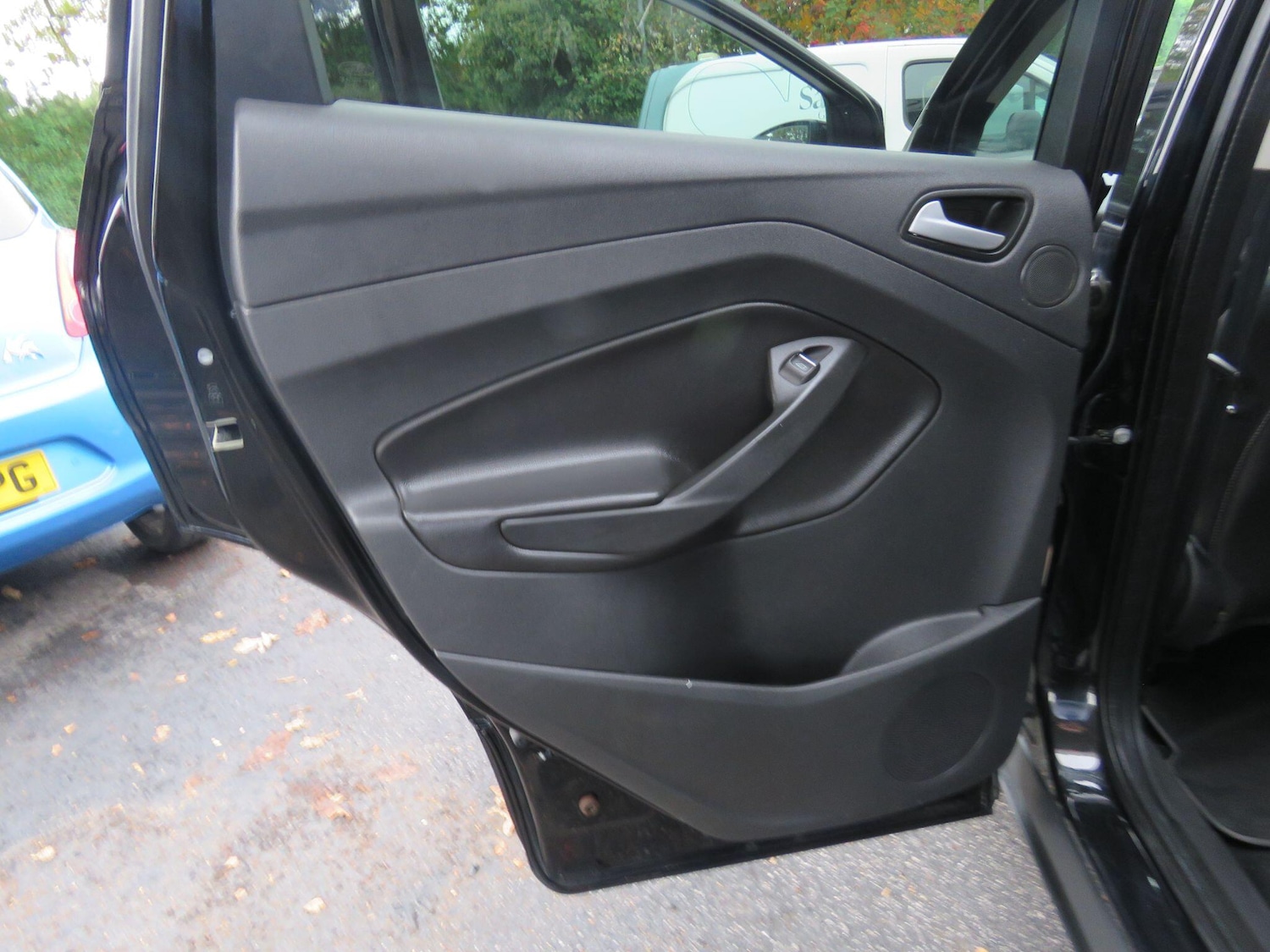 Used Ford Kuga 2015 for sale - 76772132: Photo 25