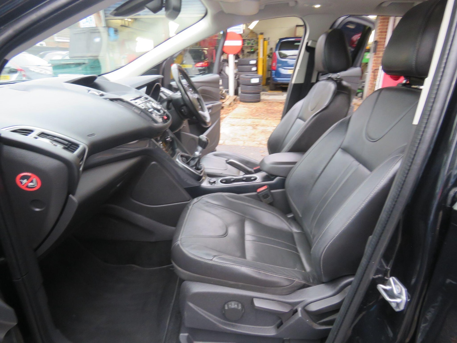 Used Ford Kuga 2015 for sale - 76772132: Photo 31