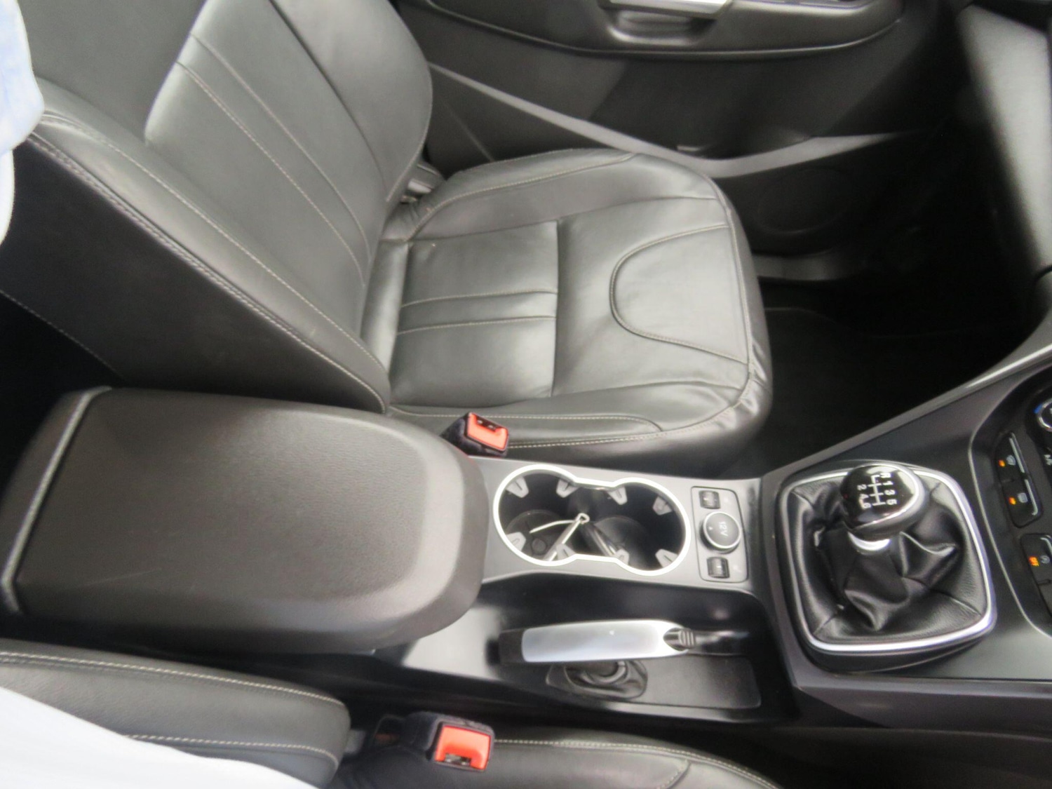 Used Ford Kuga 2015 for sale - 76772132: Photo 56