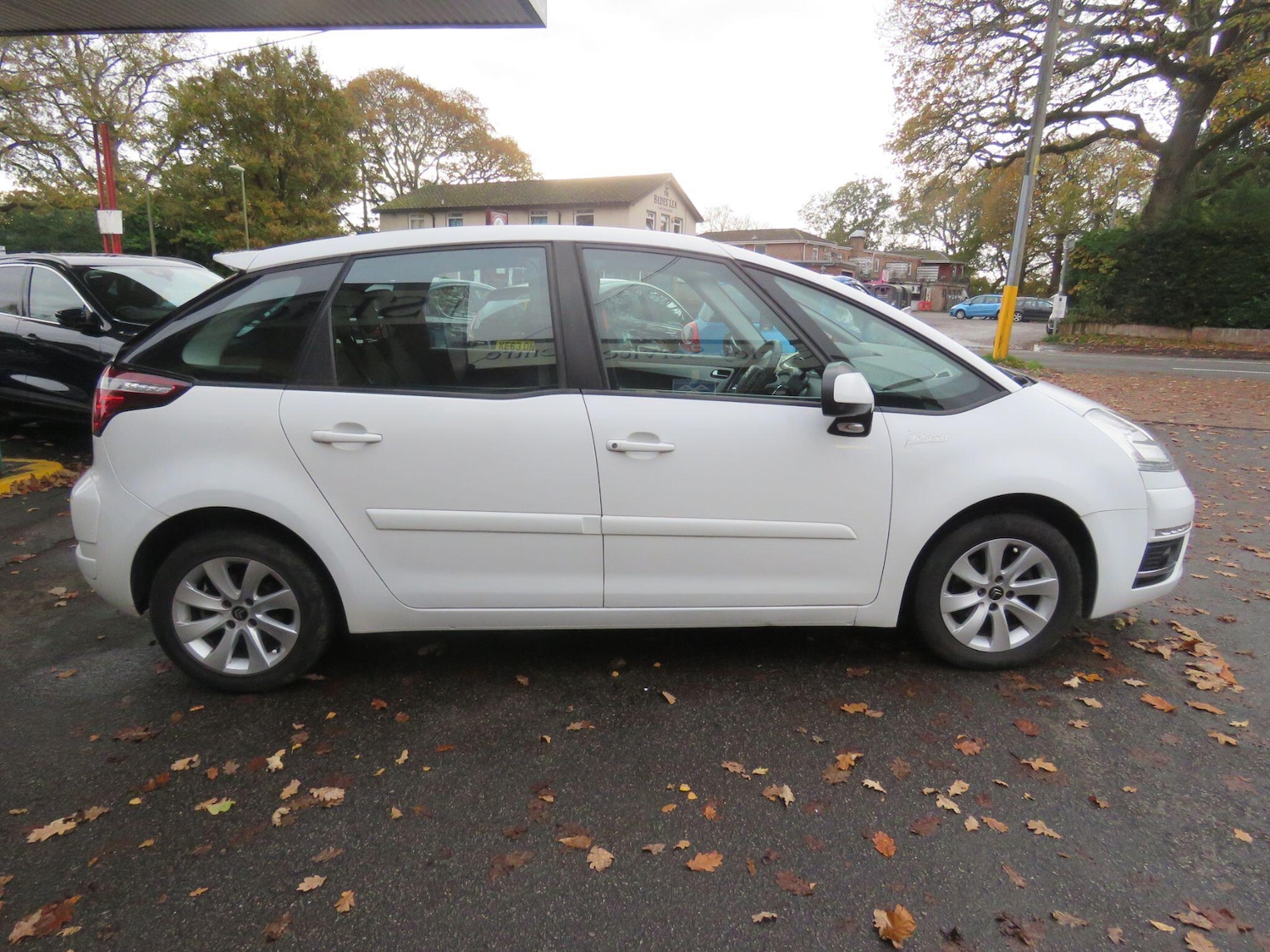 Used Citroen C4 Picasso 2013 for sale - 76989921: Photo 12