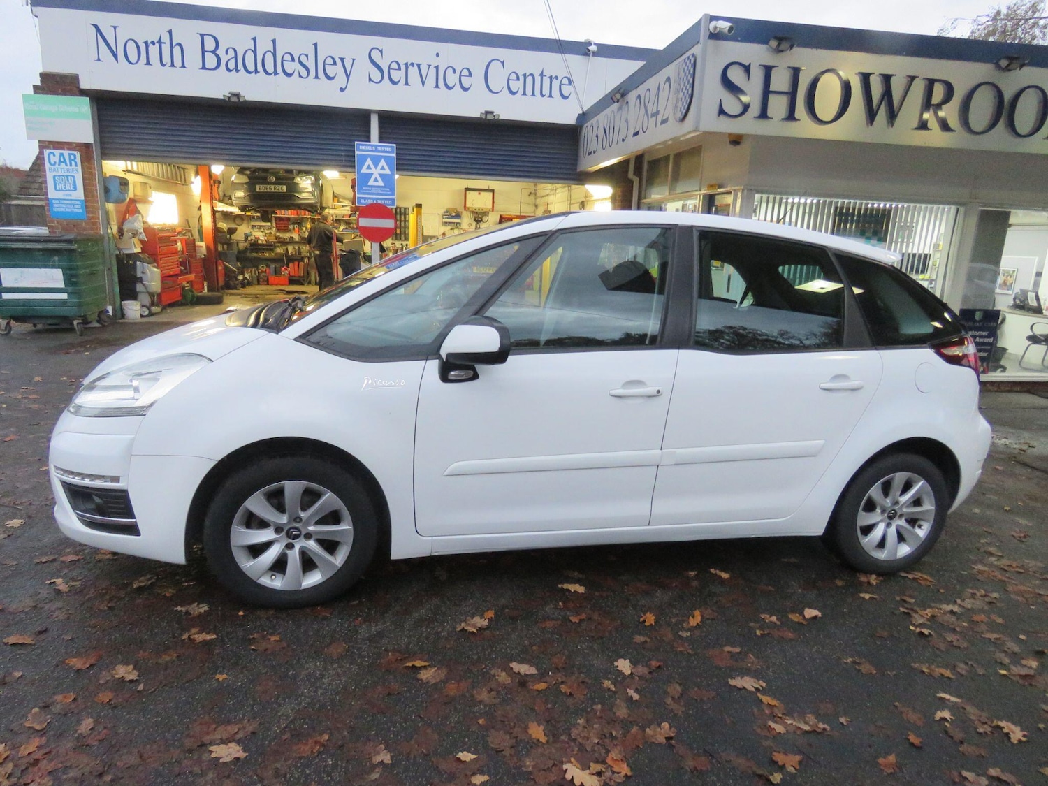 Used Citroen C4 Picasso 2013 for sale - 76989921: Photo 13