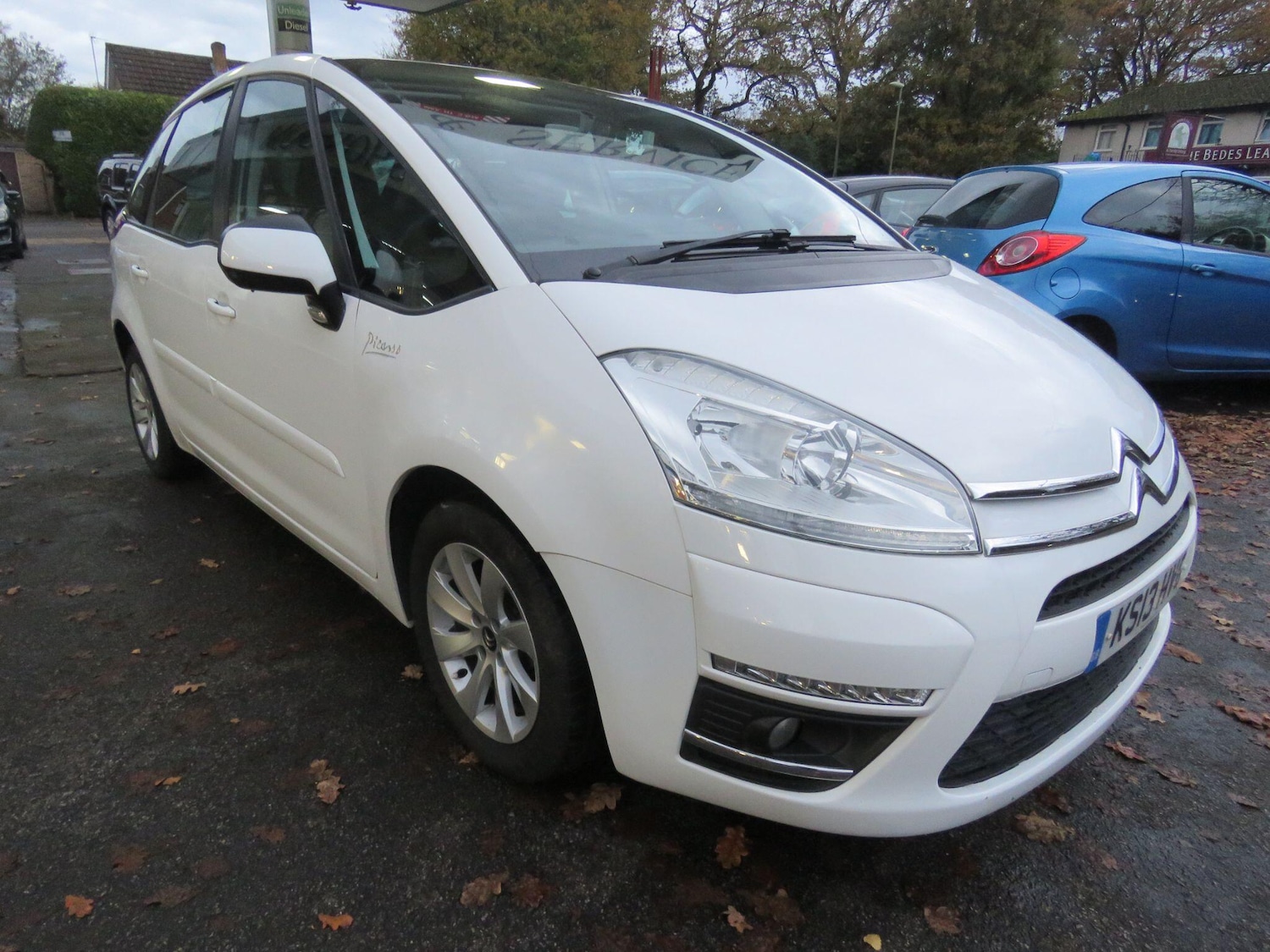 Used Citroen C4 Picasso 2013 for sale - 76989921: Photo 2