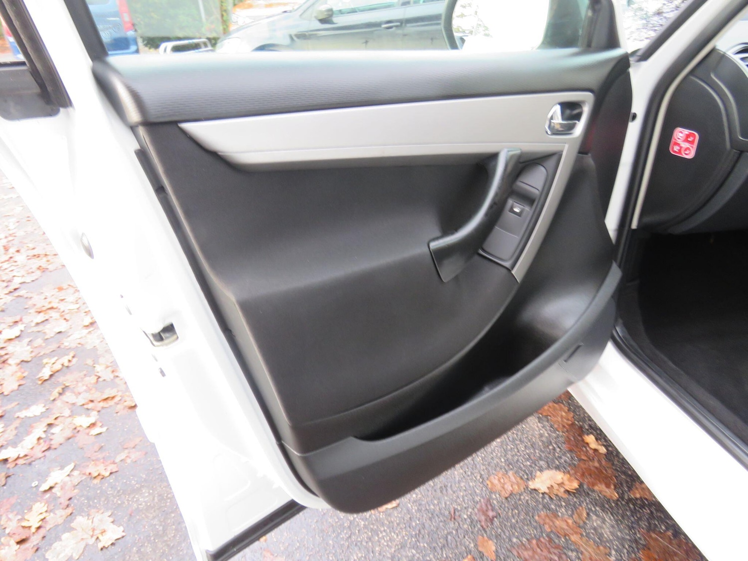 Used Citroen C4 Picasso 2013 for sale - 76989921: Photo 26