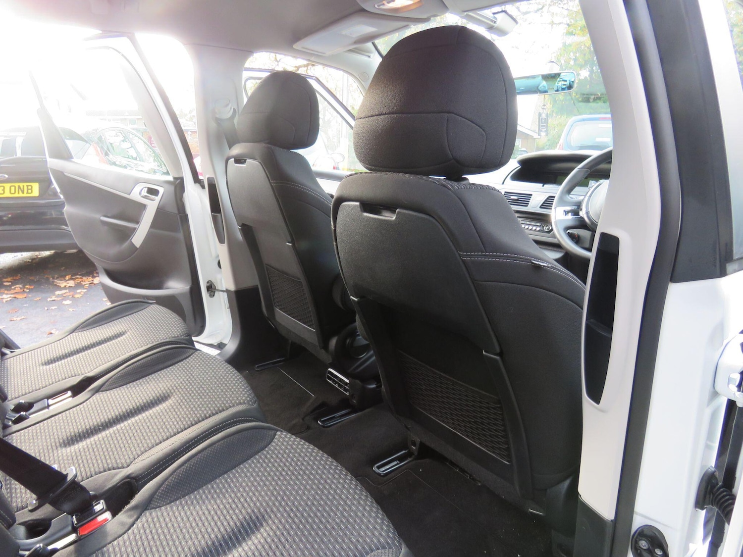 Used Citroen C4 Picasso 2013 for sale - 76989921: Photo 29