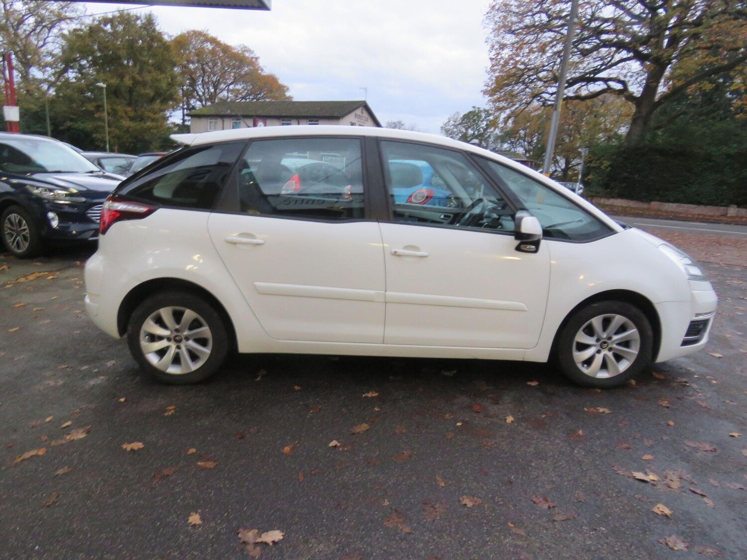 Used Citroen C4 Picasso 2013 for sale - 76989921: Photo 67