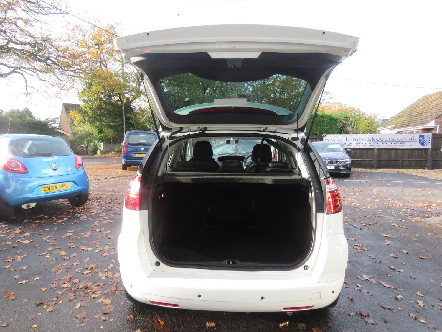 Used Citroen C4 Picasso 2013 for sale - 76989921: Photo 8