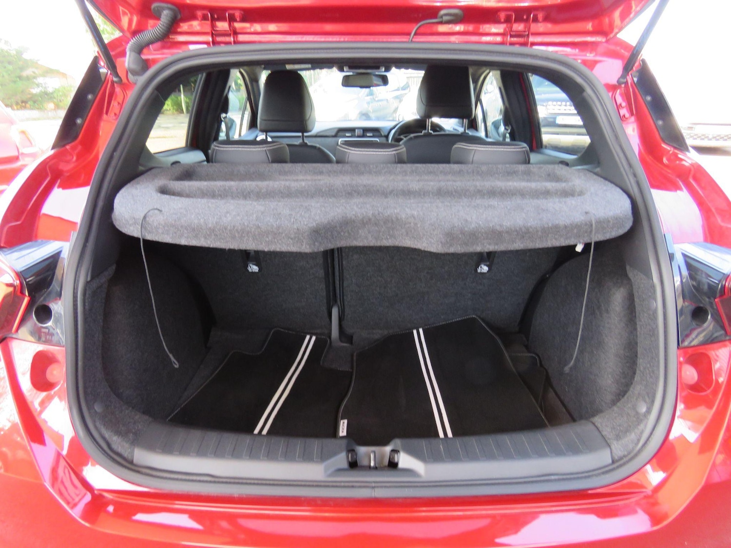 Used Nissan Micra 2019 for sale - 76658642: Photo 28