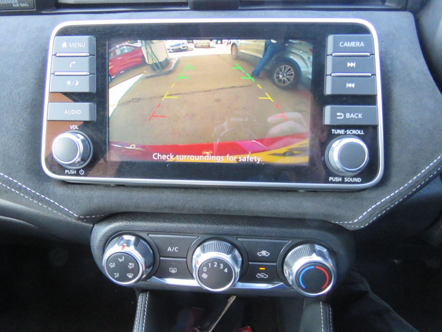 Used Nissan Micra 2019 for sale - 76658642: Photo 3