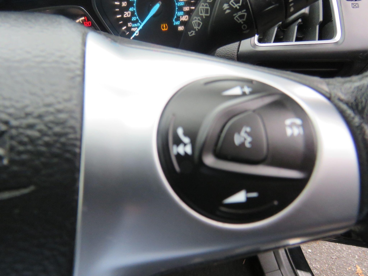 Used Ford Kuga 2016 for sale - 76511900: Photo 67