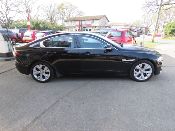 Used Jaguar XE 2020 for sale - 74311779: Photo 15