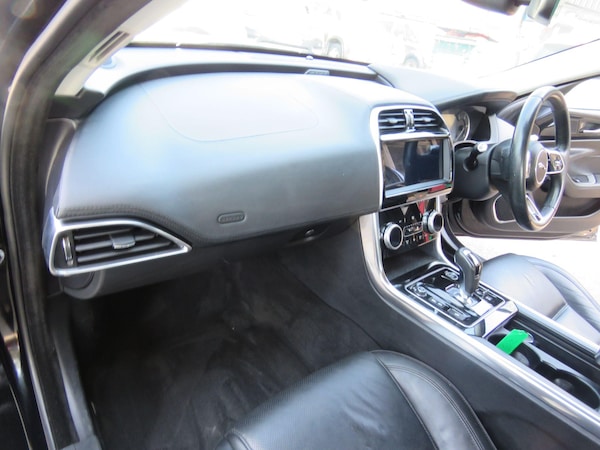 Used Jaguar XE 2020 for sale - 74311779: Photo 34