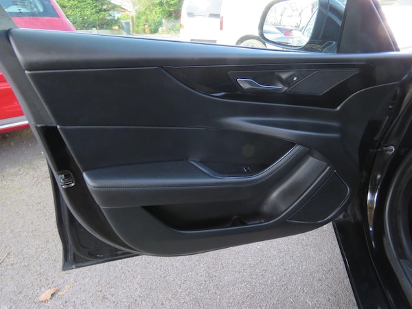 Used Jaguar XE 2020 for sale - 74311779: Photo 42