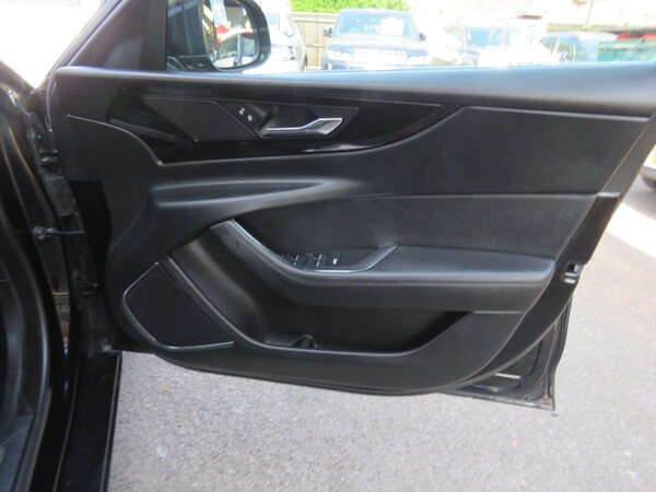 Used Jaguar XE 2020 for sale - 74311779: Photo 48