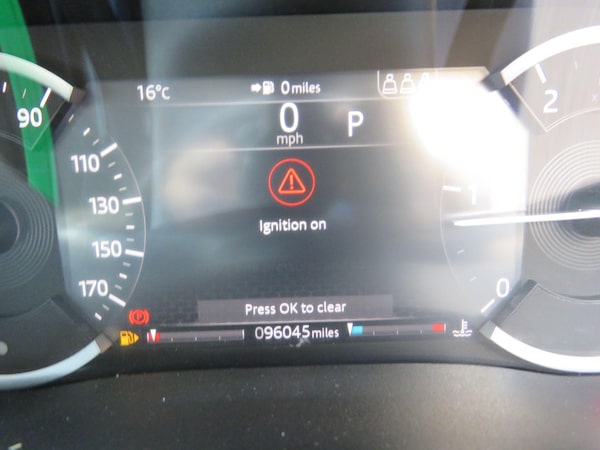 Used Jaguar XE 2020 for sale - 74311779: Photo 59