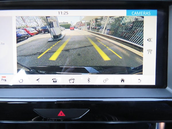 Used Jaguar XE 2020 for sale - 74311779: Photo 64