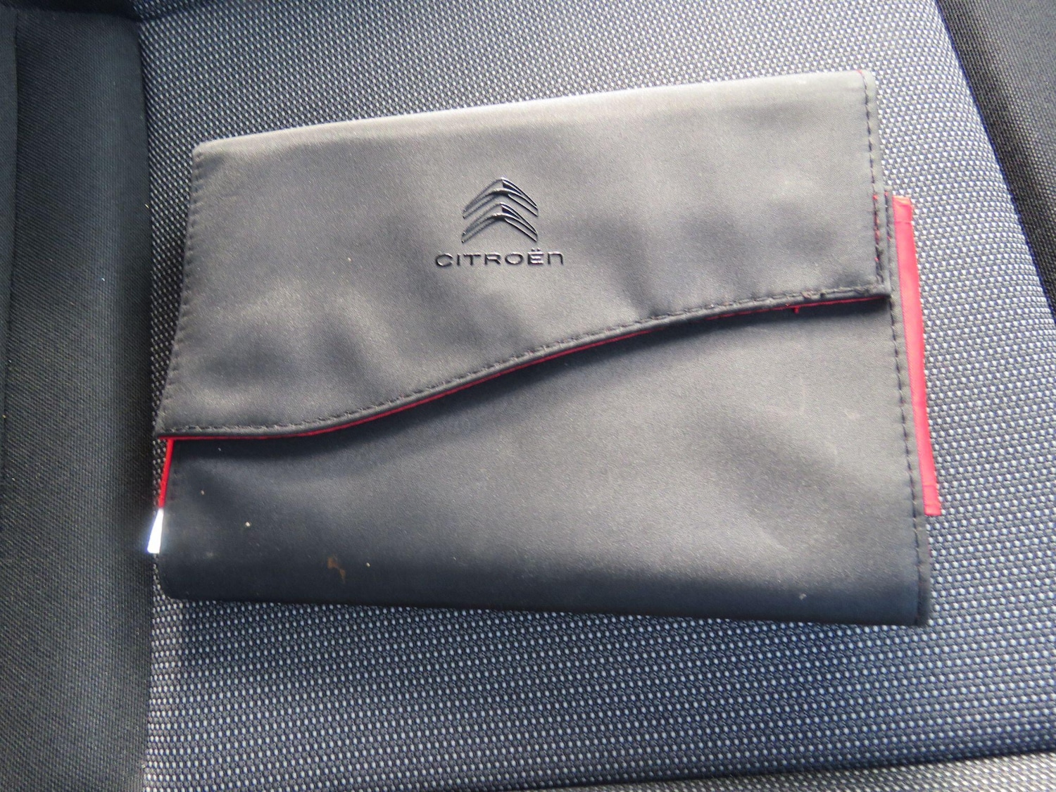 Used Citroen C4 Cactus 2015 for sale - 76388842: Photo 23