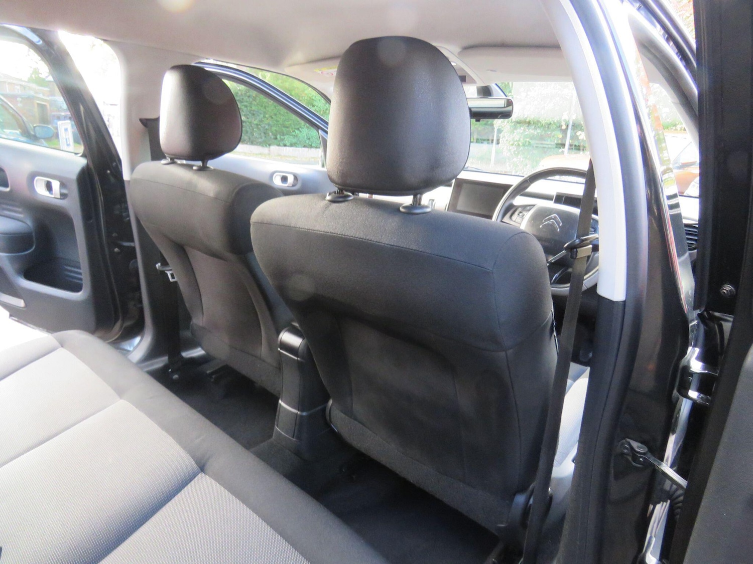 Used Citroen C4 Cactus 2015 for sale - 76388842: Photo 27