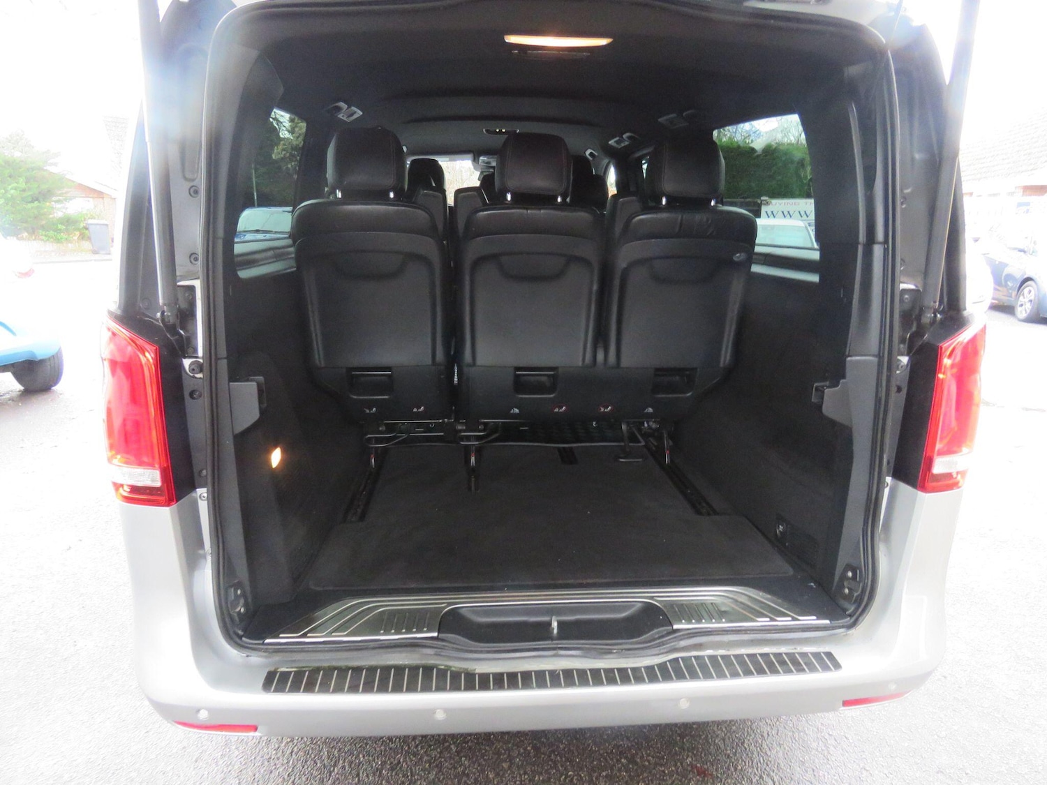 Used Mercedes-Benz V-Class 2015 for sale - 77155899: Photo 33