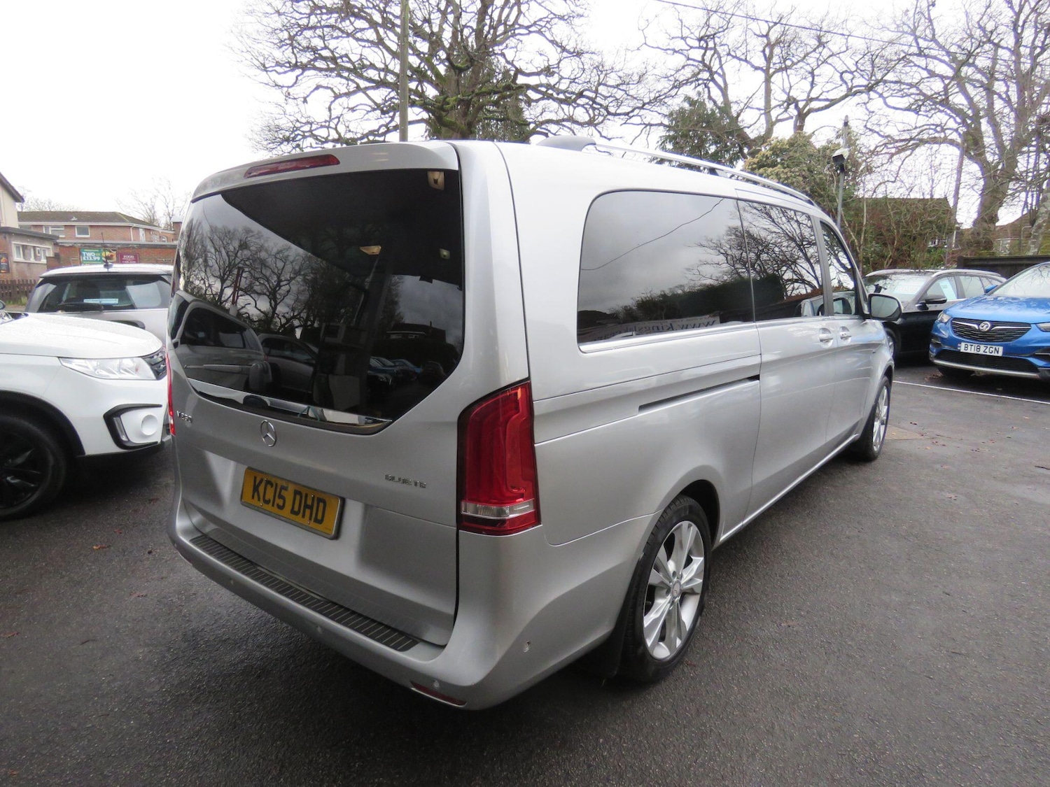 Used Mercedes-Benz V-Class 2015 for sale - 77155899: Photo 5