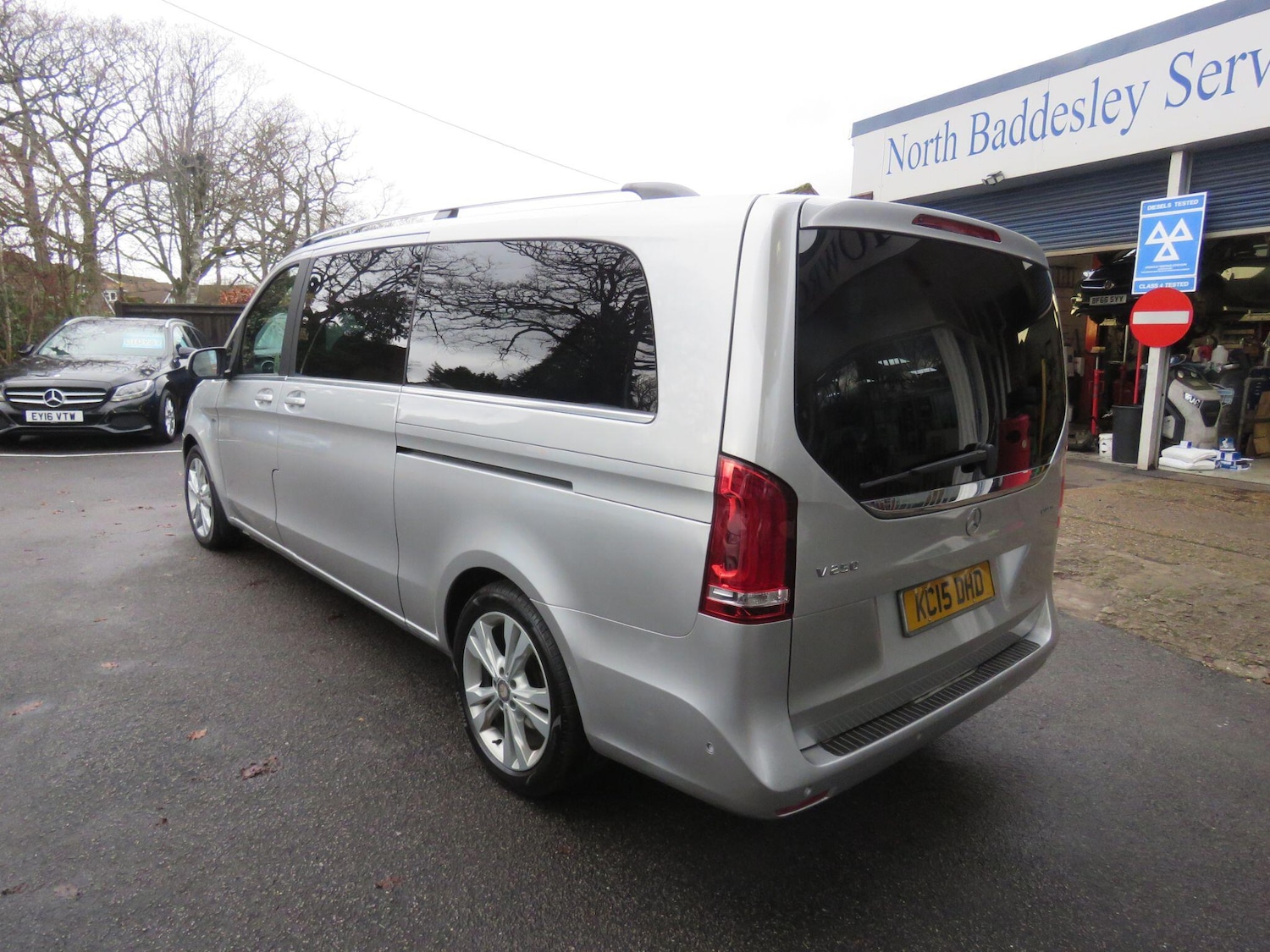 Used Mercedes-Benz V-Class 2015 for sale - 77155899: Photo 7