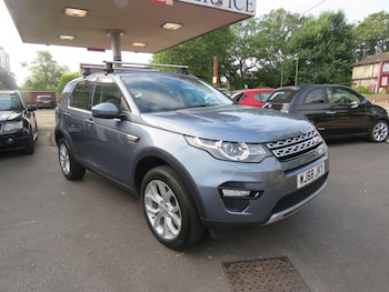 Used Land Rover Discovery Sport 2018 for sale - 79552673: Photo