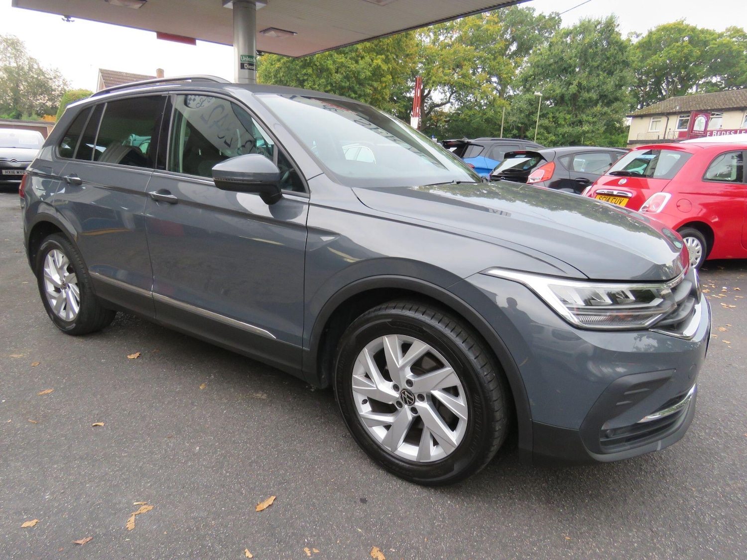 Used Volkswagen Tiguan 2021 for sale - 76137965: Photo 3