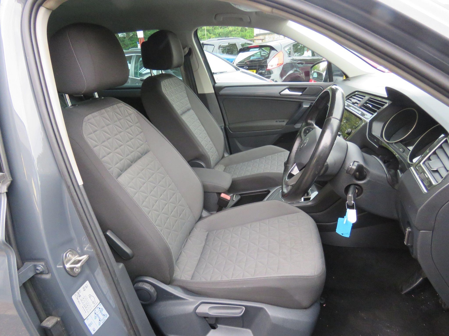 Used Volkswagen Tiguan 2021 for sale - 76137965: Photo 47