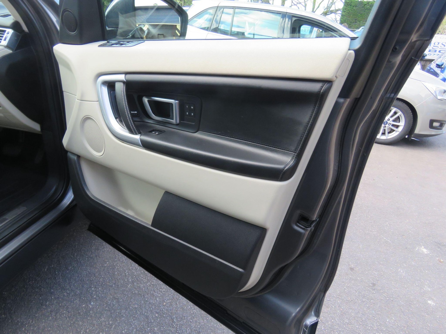 Used Land Rover Discovery Sport for sale - 78115544: Photo 16