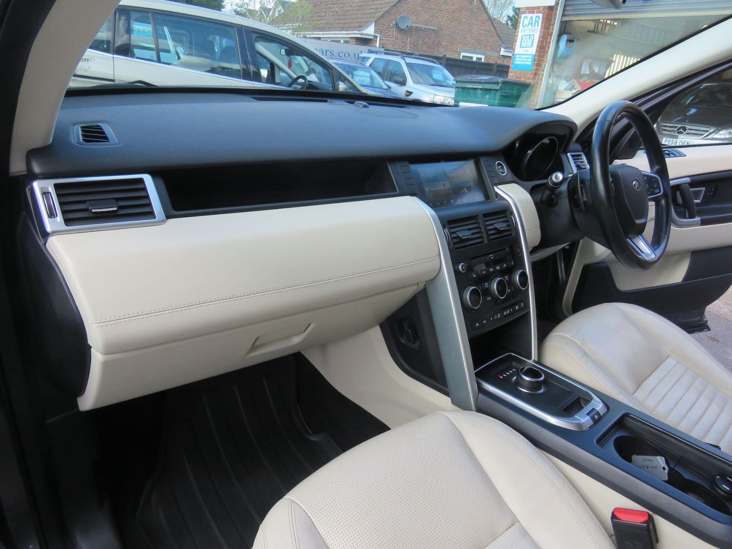 Used Land Rover Discovery Sport for sale - 78115544: Photo 24