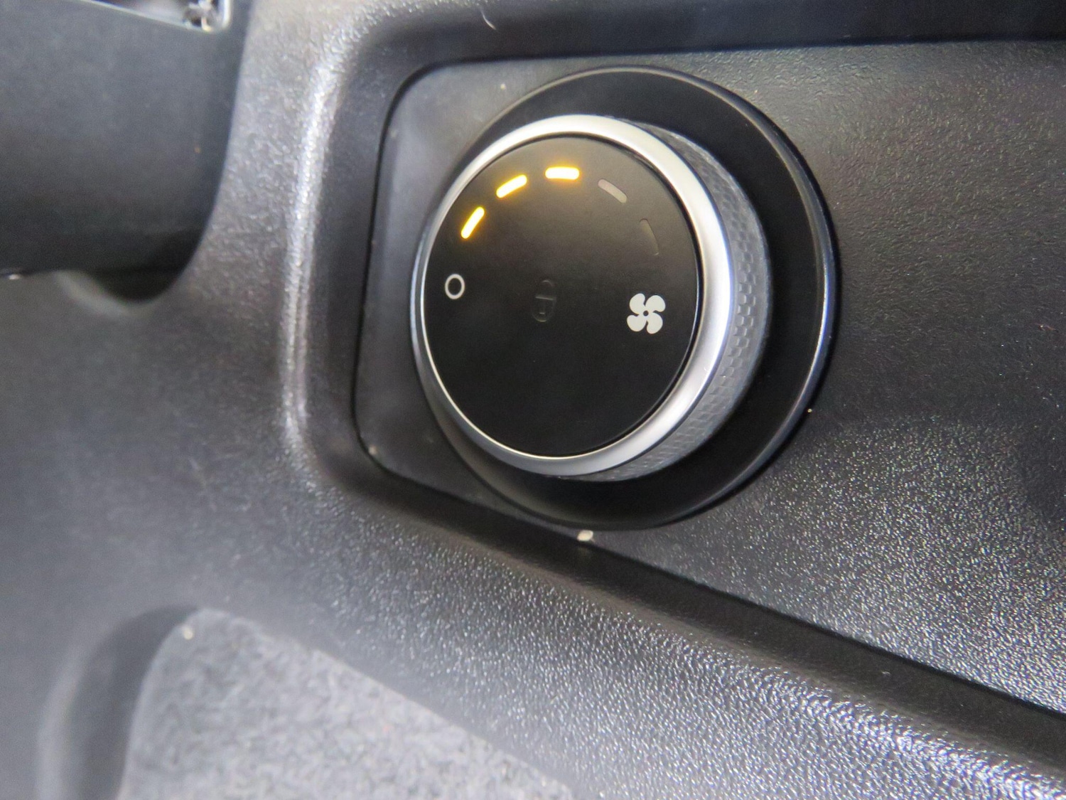 Used Land Rover Discovery Sport for sale - 78115544: Photo 36