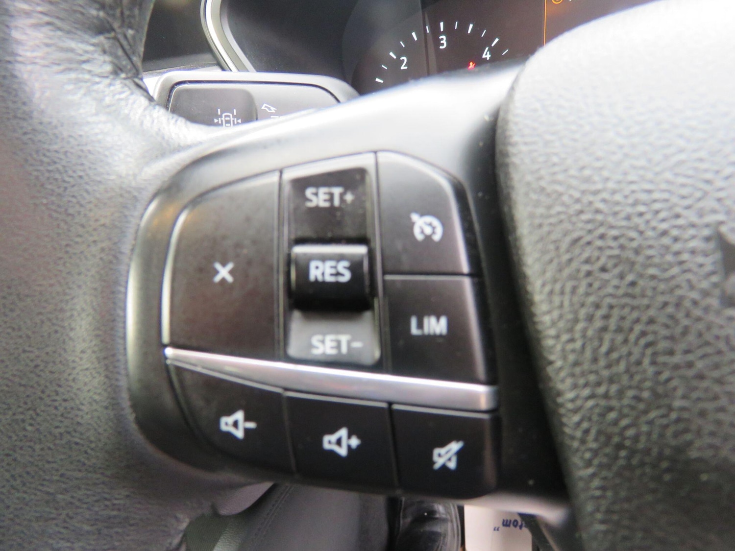 Used Ford Kuga 2020 for sale - 76990172: Photo 41