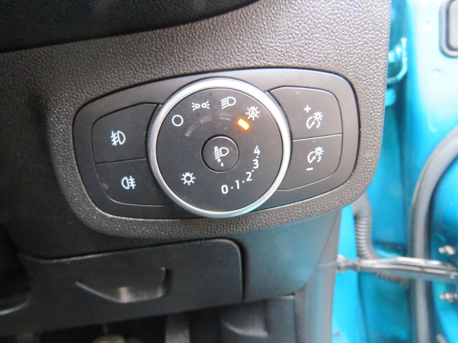 Used Ford Fiesta 2018 for sale - 77468301: Photo 32