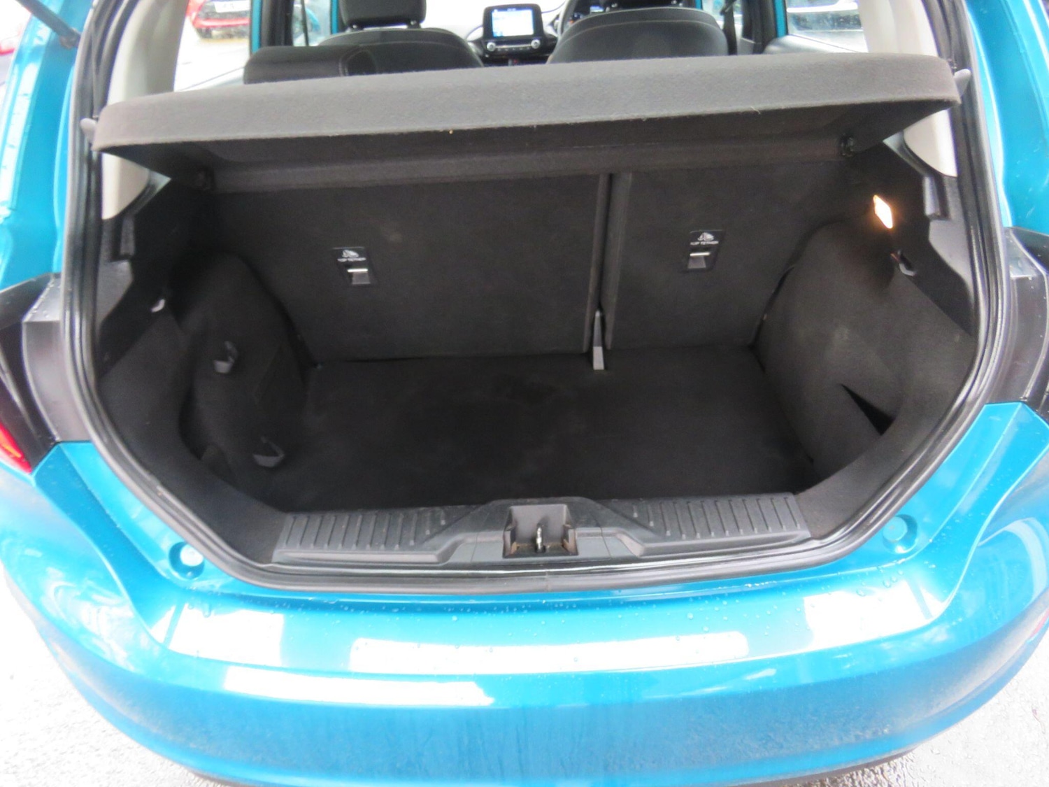 Used Ford Fiesta 2018 for sale - 77468301: Photo 41