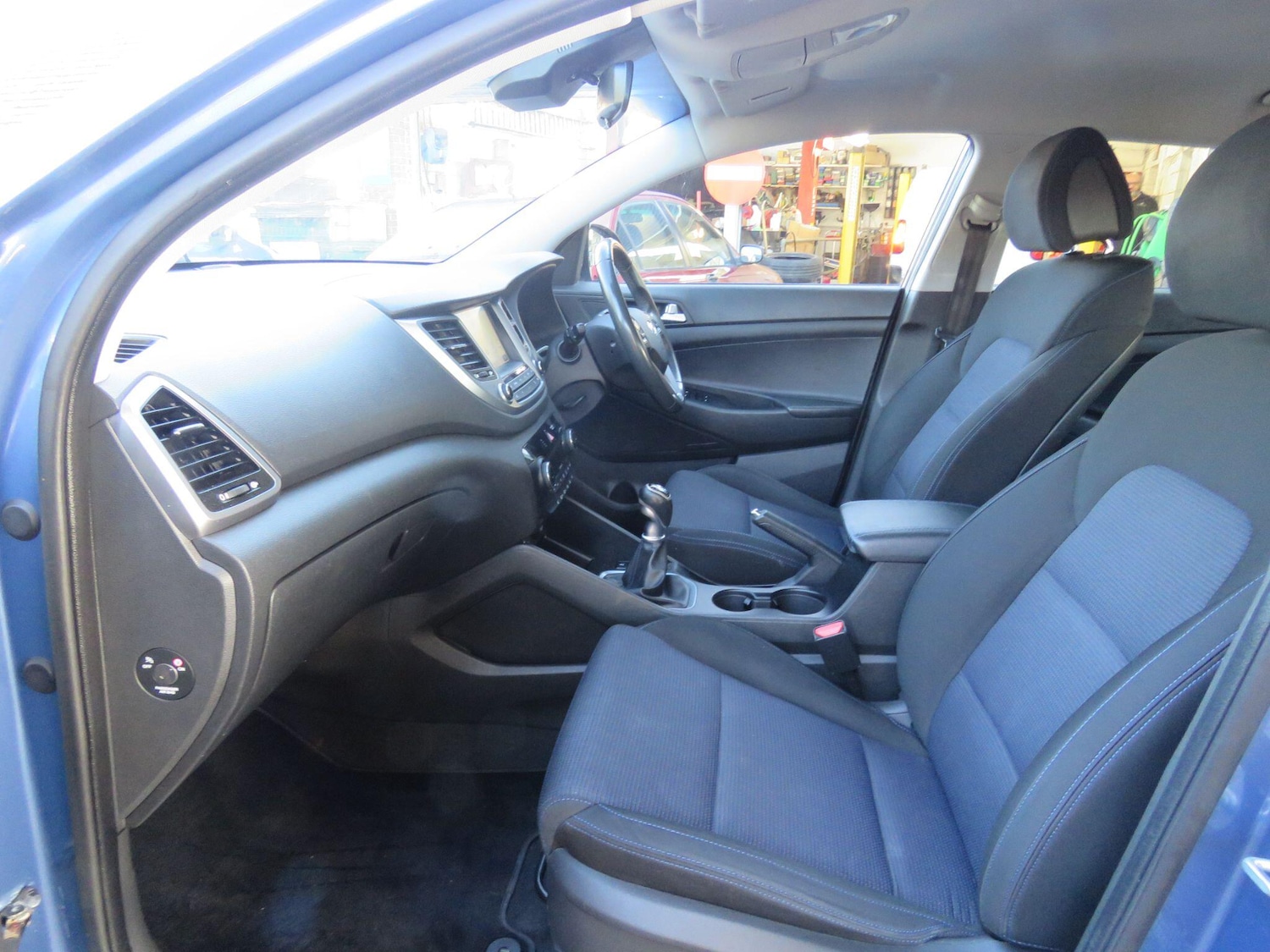 Used Hyundai TUCSON 2016 for sale - 76071743: Photo 8
