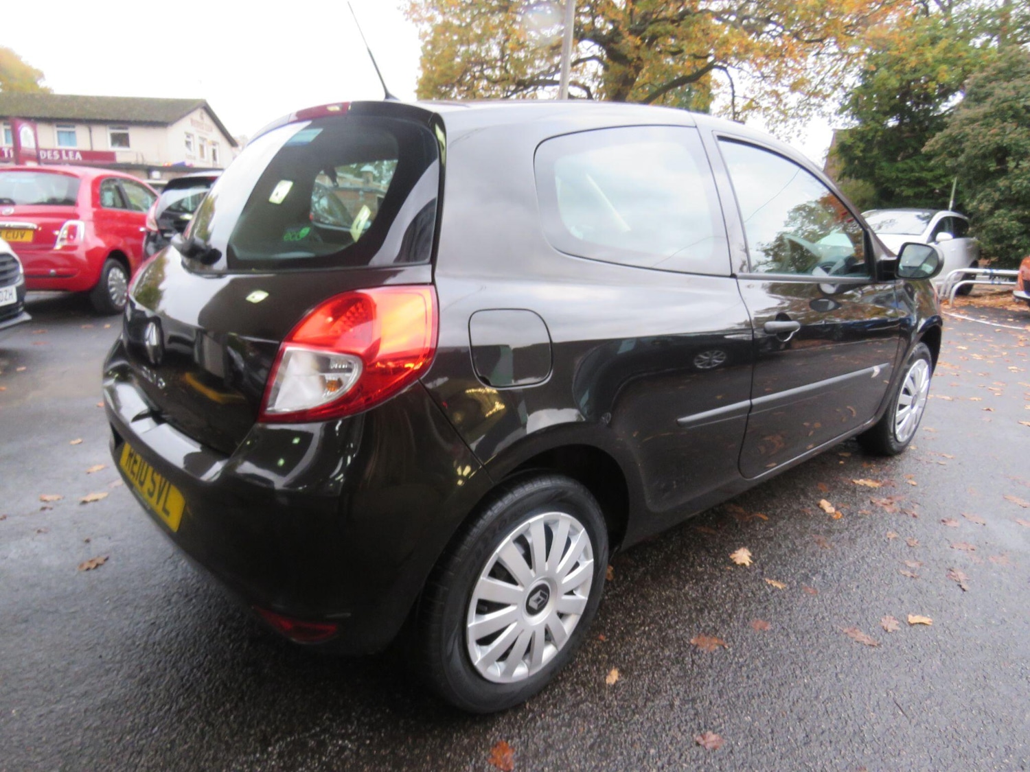 Used Renault Clio 2010 for sale - 76457300: Photo 16