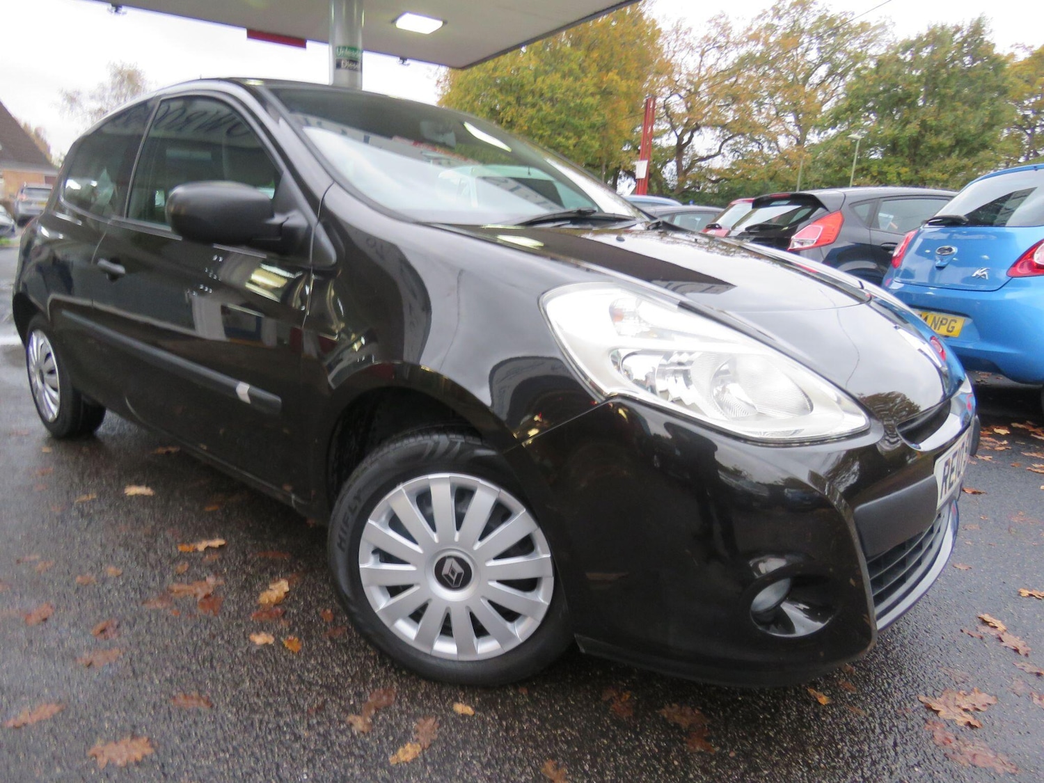 Used Renault Clio 2010 for sale - 76457300: Photo 38