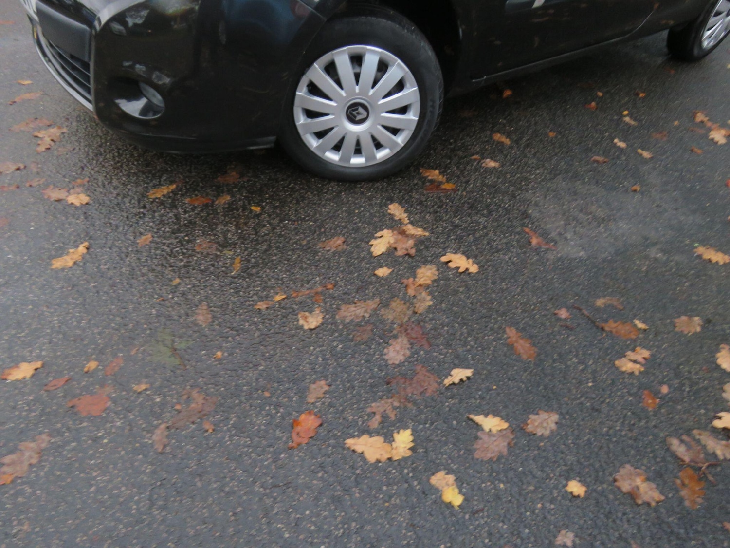 Used Renault Clio 2010 for sale - 76457300: Photo 41