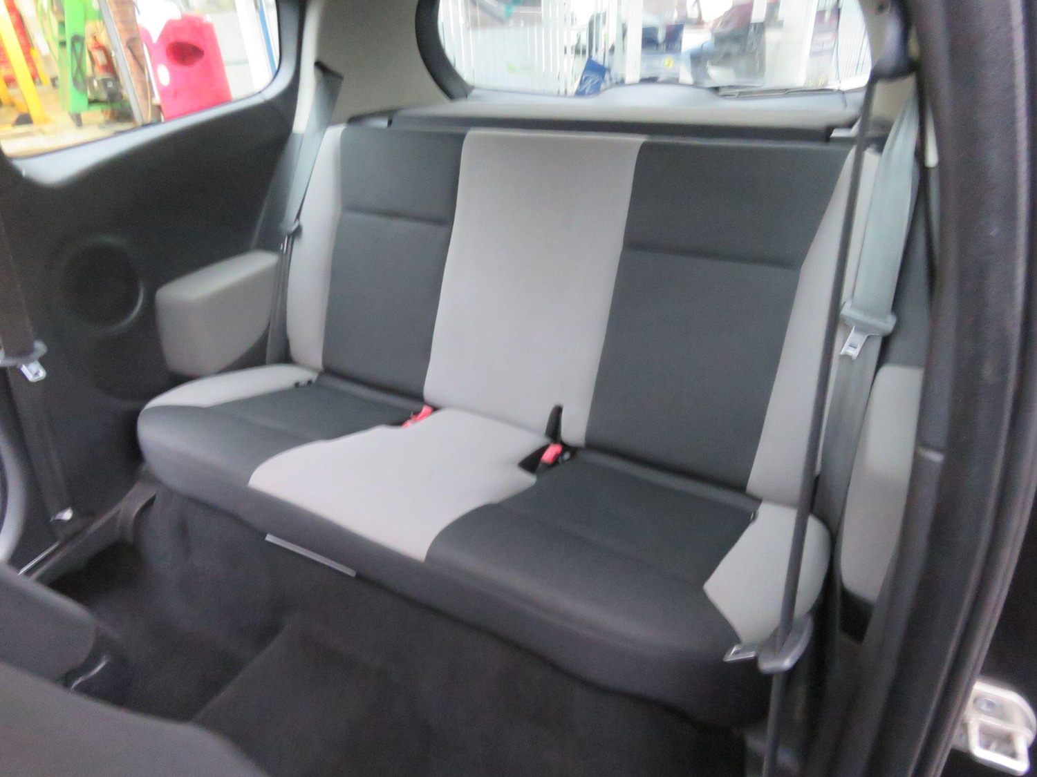 Used Renault Clio 2010 for sale - 76457300: Photo 59