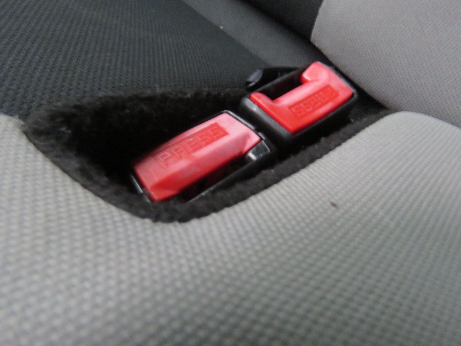 Used Renault Clio 2010 for sale - 76457300: Photo 61