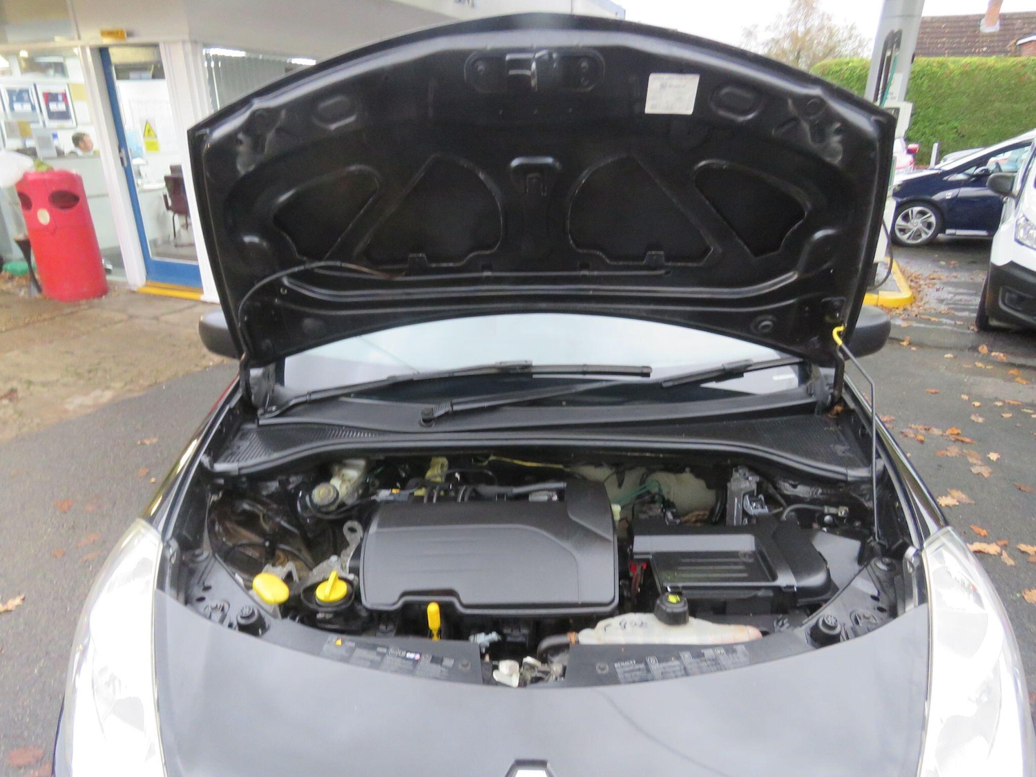 Used Renault Clio 2010 for sale - 76457300: Photo 8