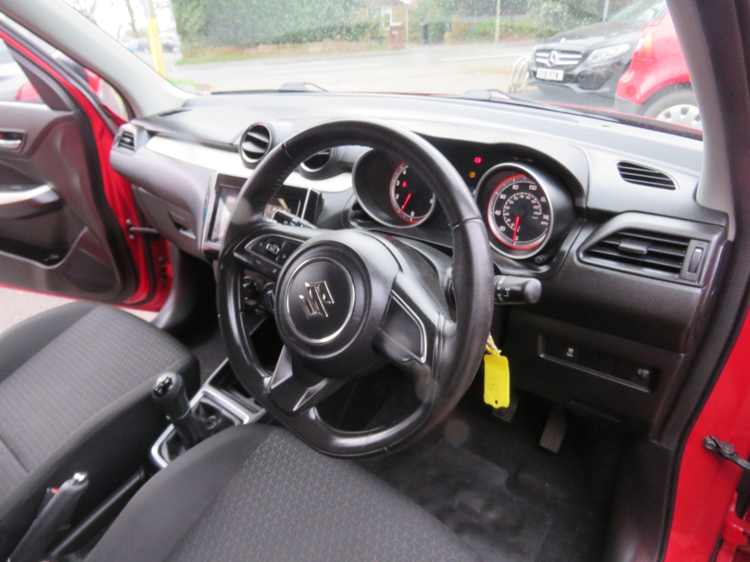 Used Suzuki Swift 2017 for sale - 77670898: Photo 16