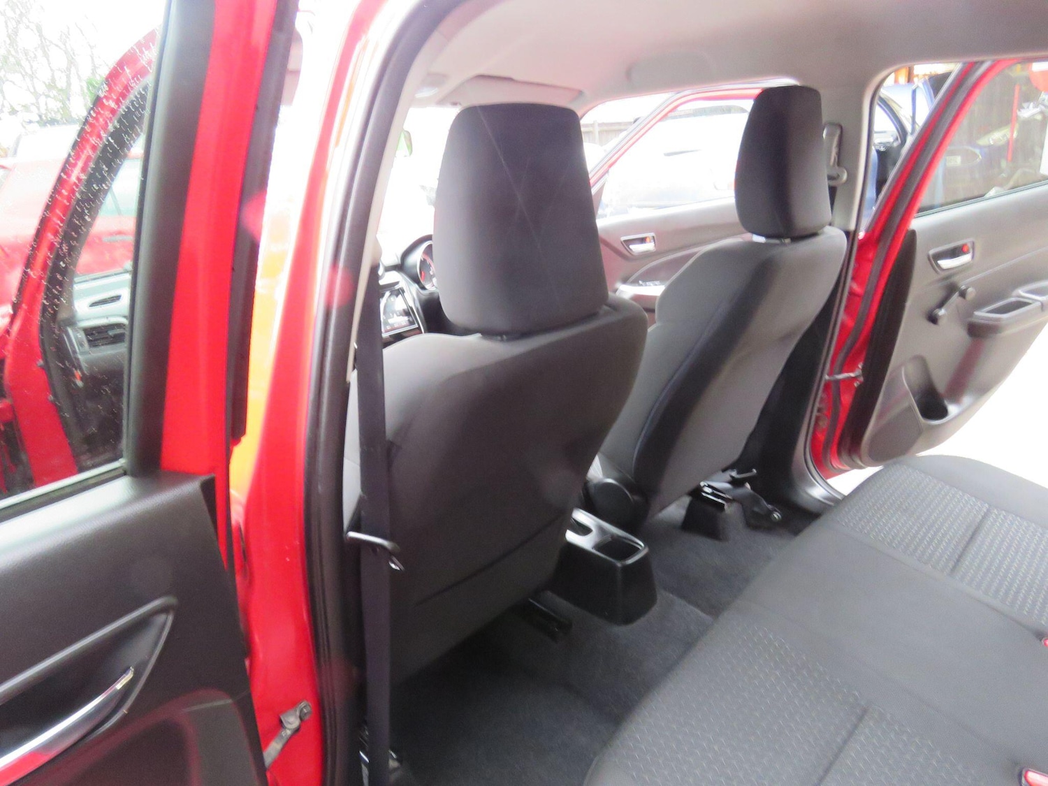 Used Suzuki Swift 2017 for sale - 77670898: Photo 27